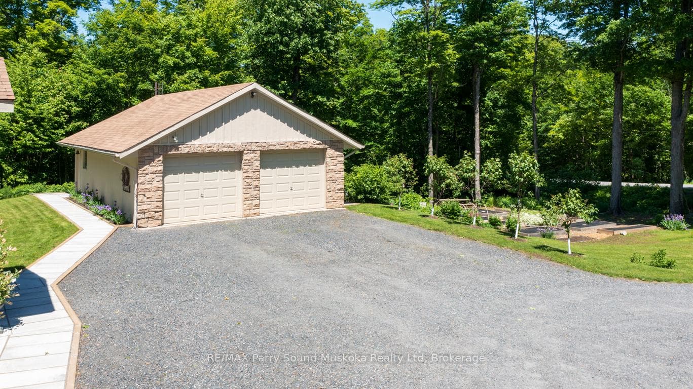 2 car detached garage