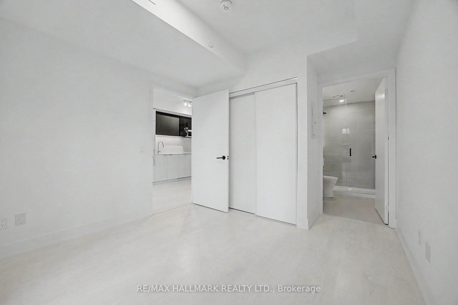 308 Jarvis Street Unit 308 photo 9