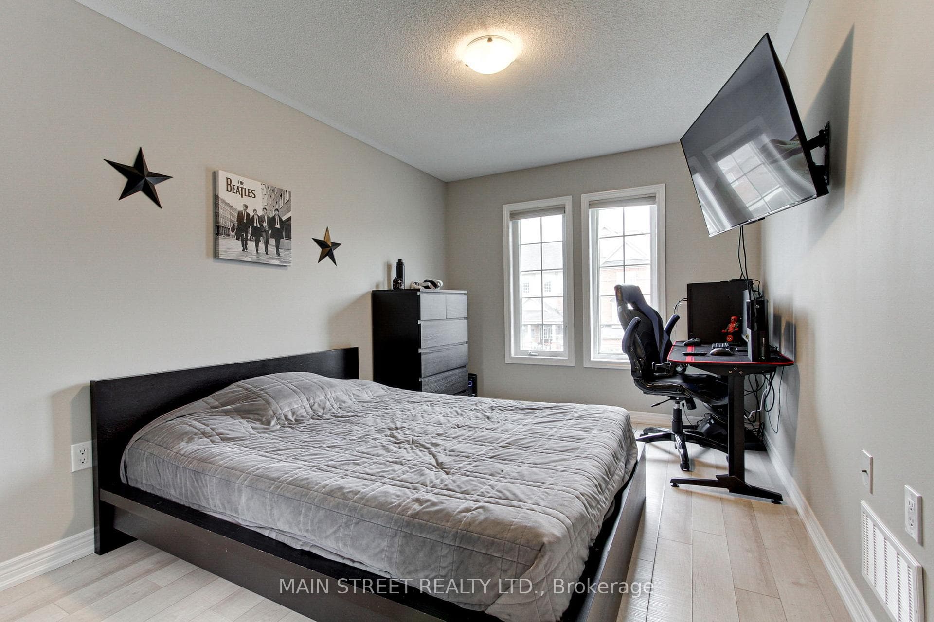 88 Matthewson Avenue photo 24