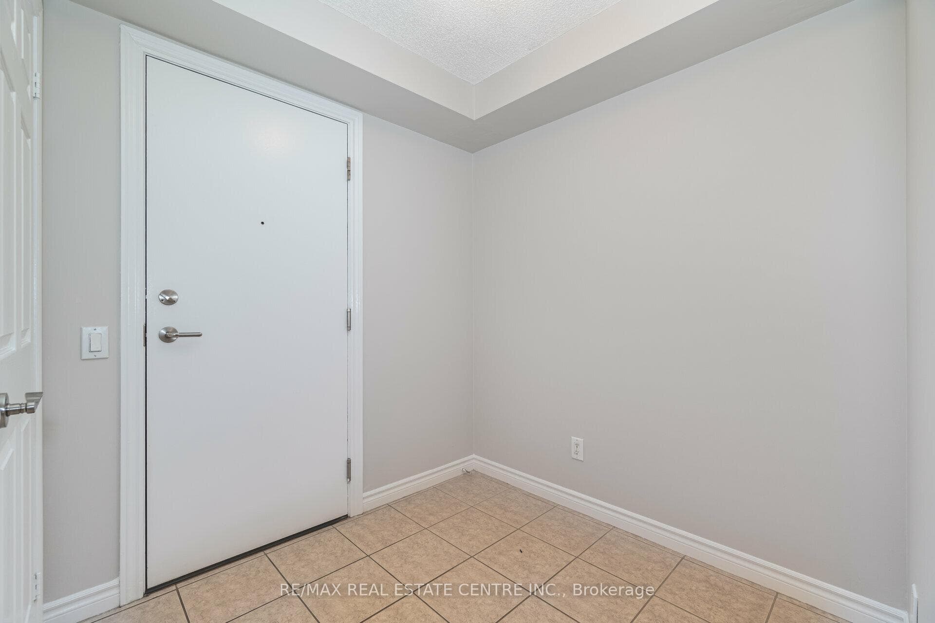 5233 Dundas Street Unit 1227 photo 6