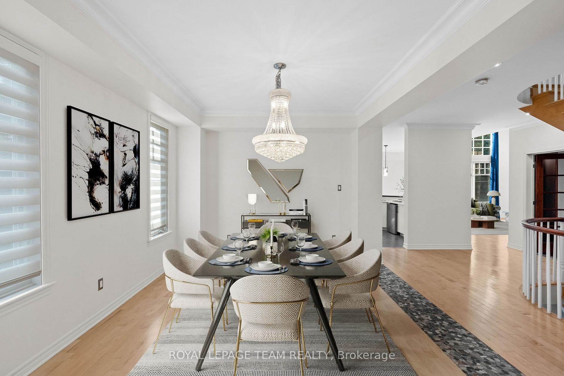 This dining room has been virtually staged