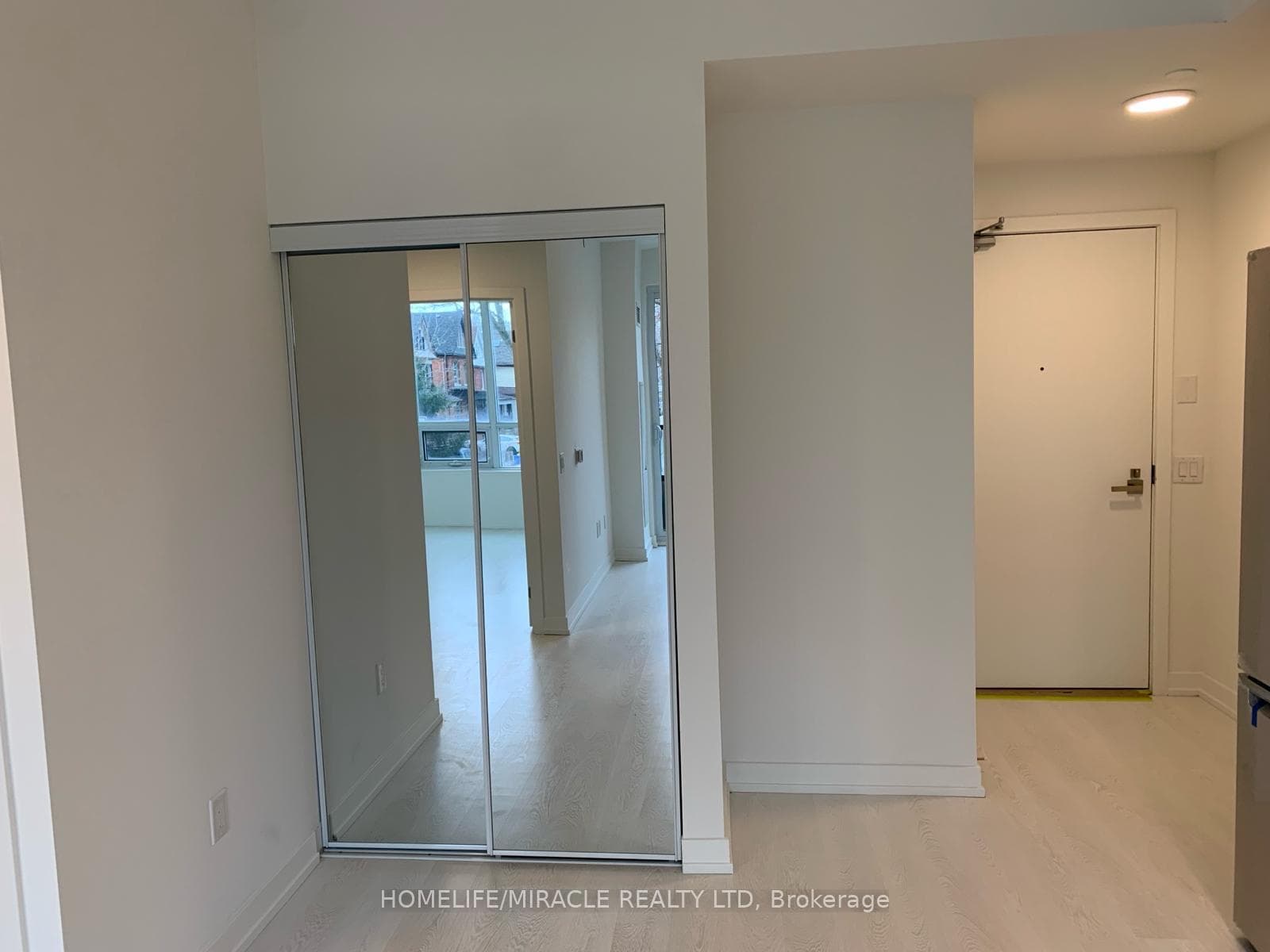 415 Main Street Unit 207 photo 3