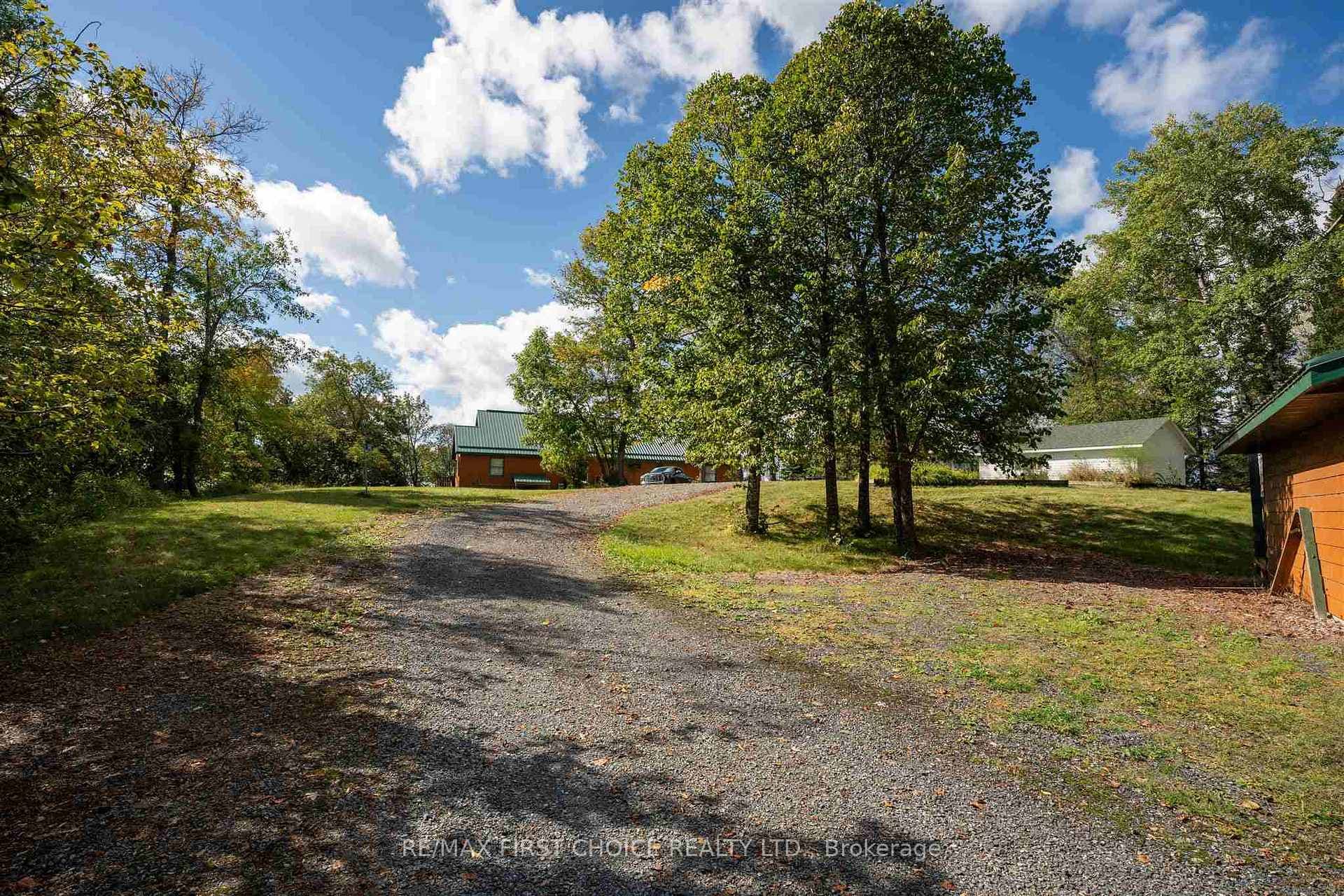 191 Shingwak Road photo 43