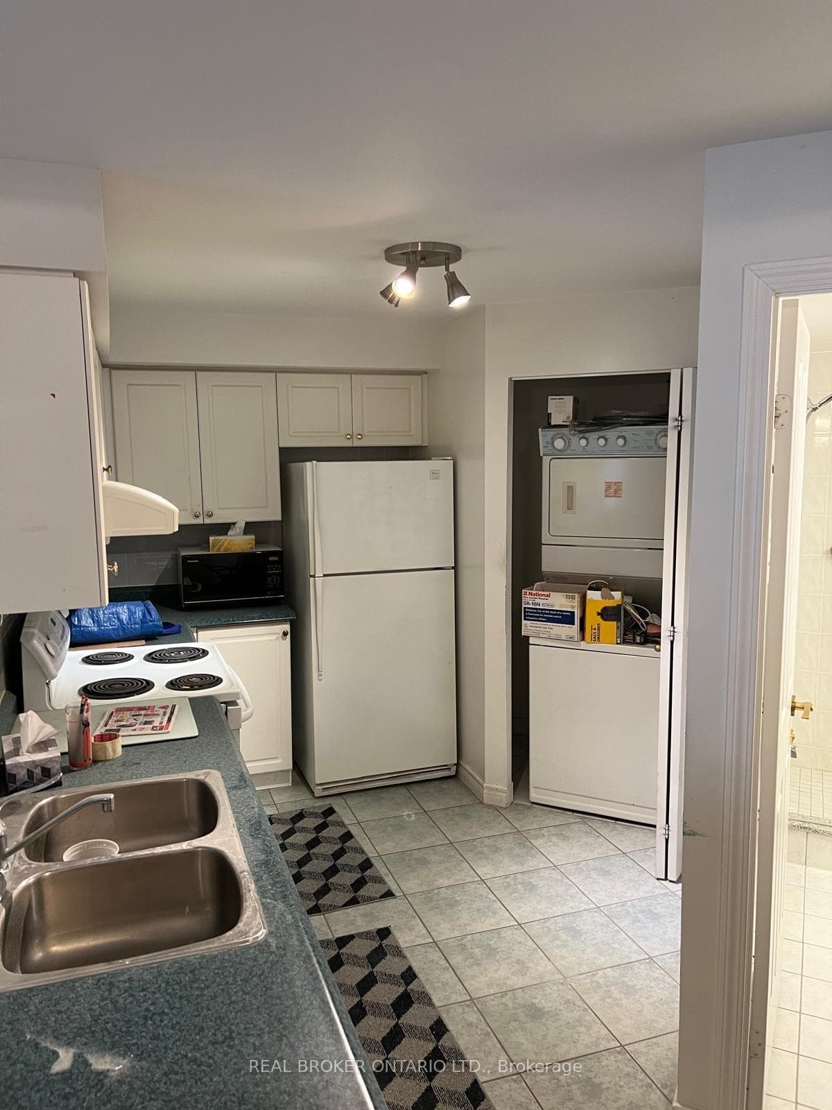 152 St Patrick Street Unit 1107 photo 4