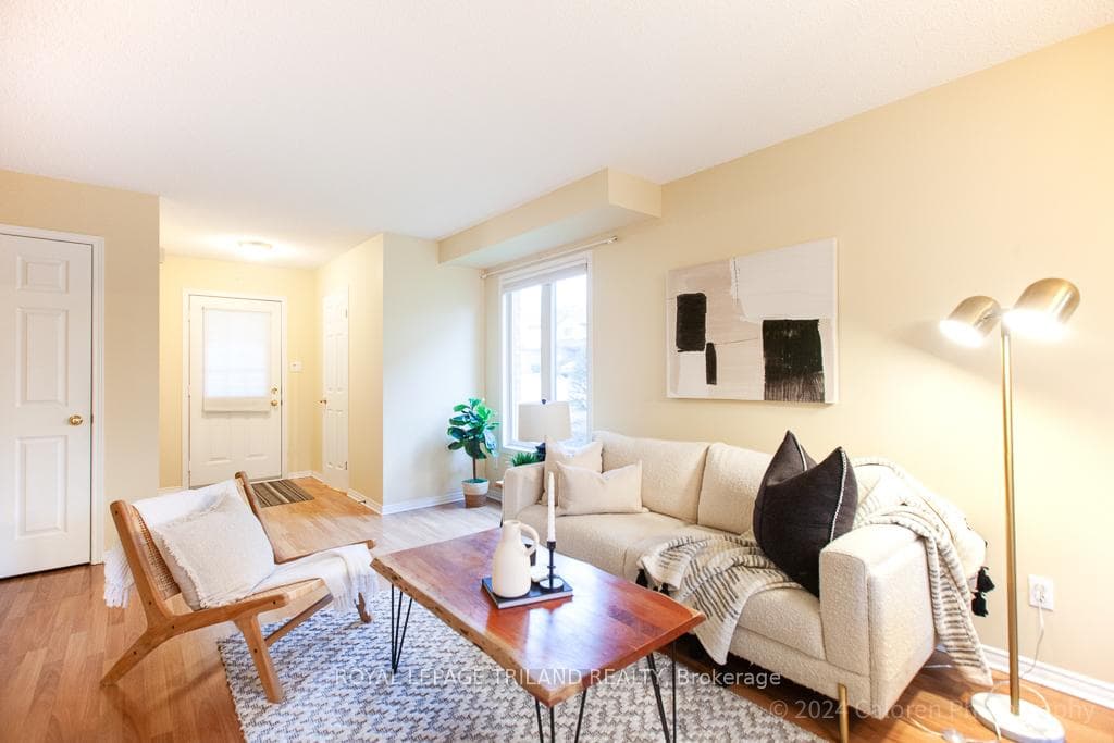 505 Proudfoot Lane Unit 6 photo 3