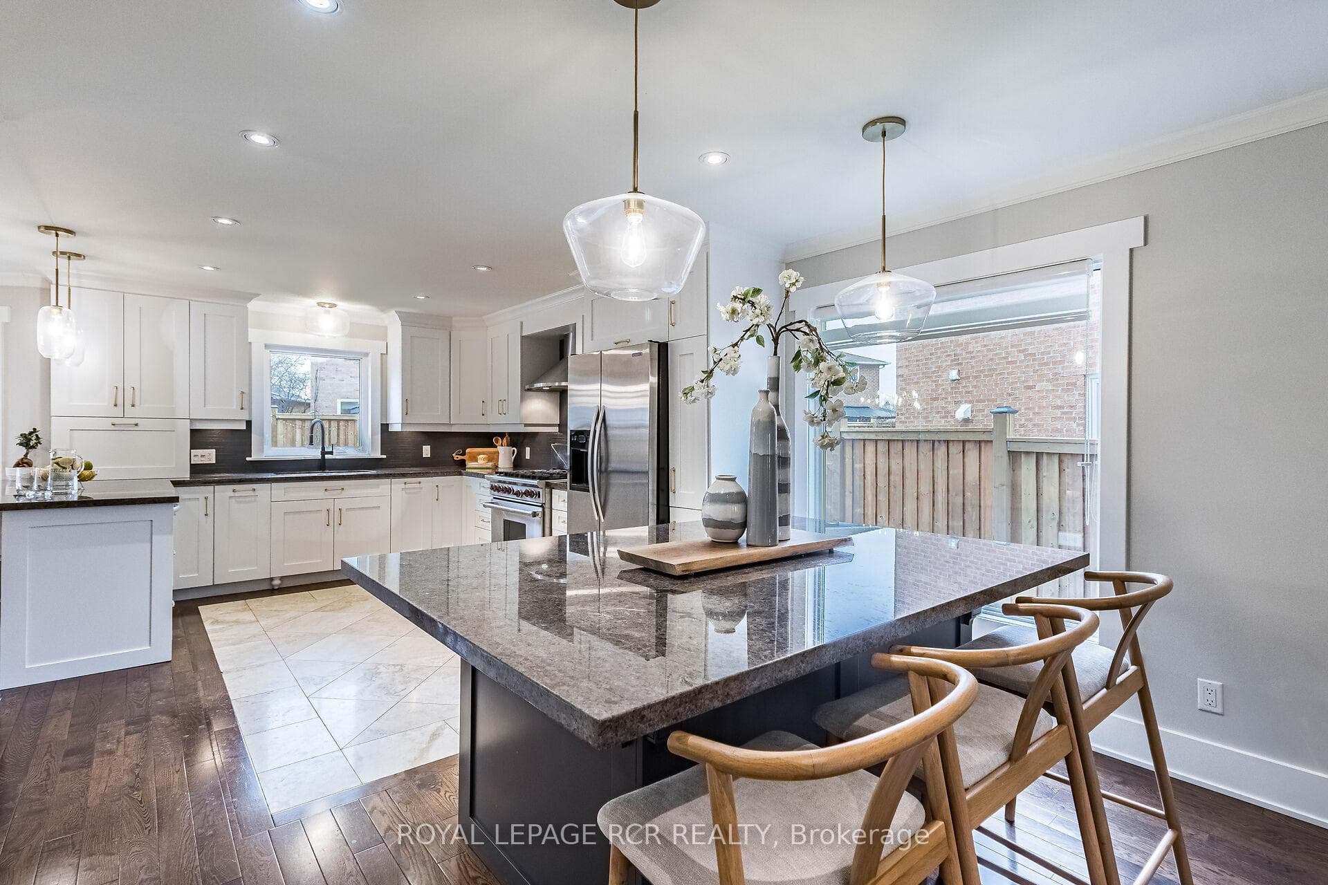 20 Kingsgate Place photo 9