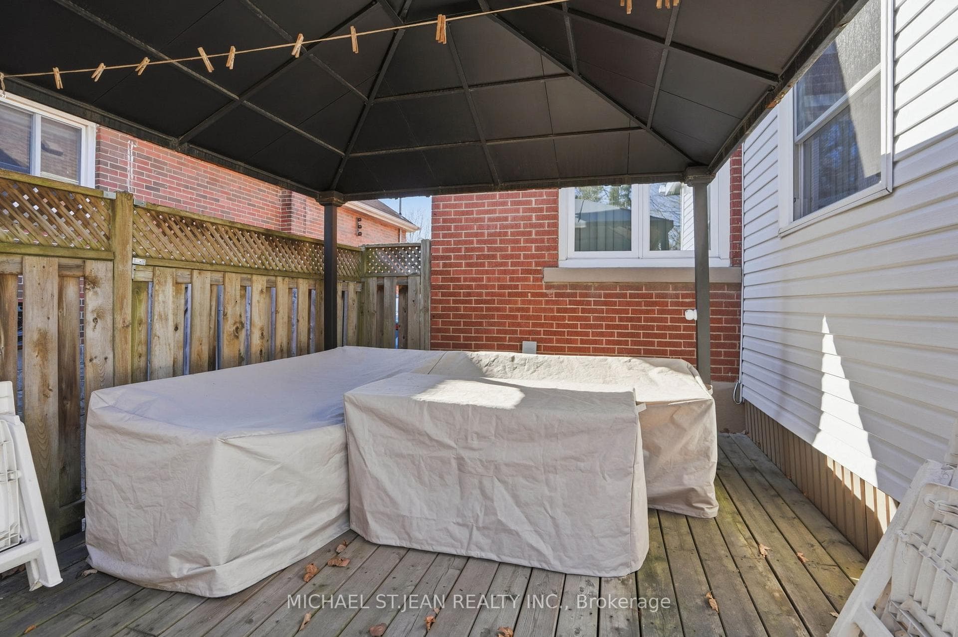 71 Weir Street photo 46