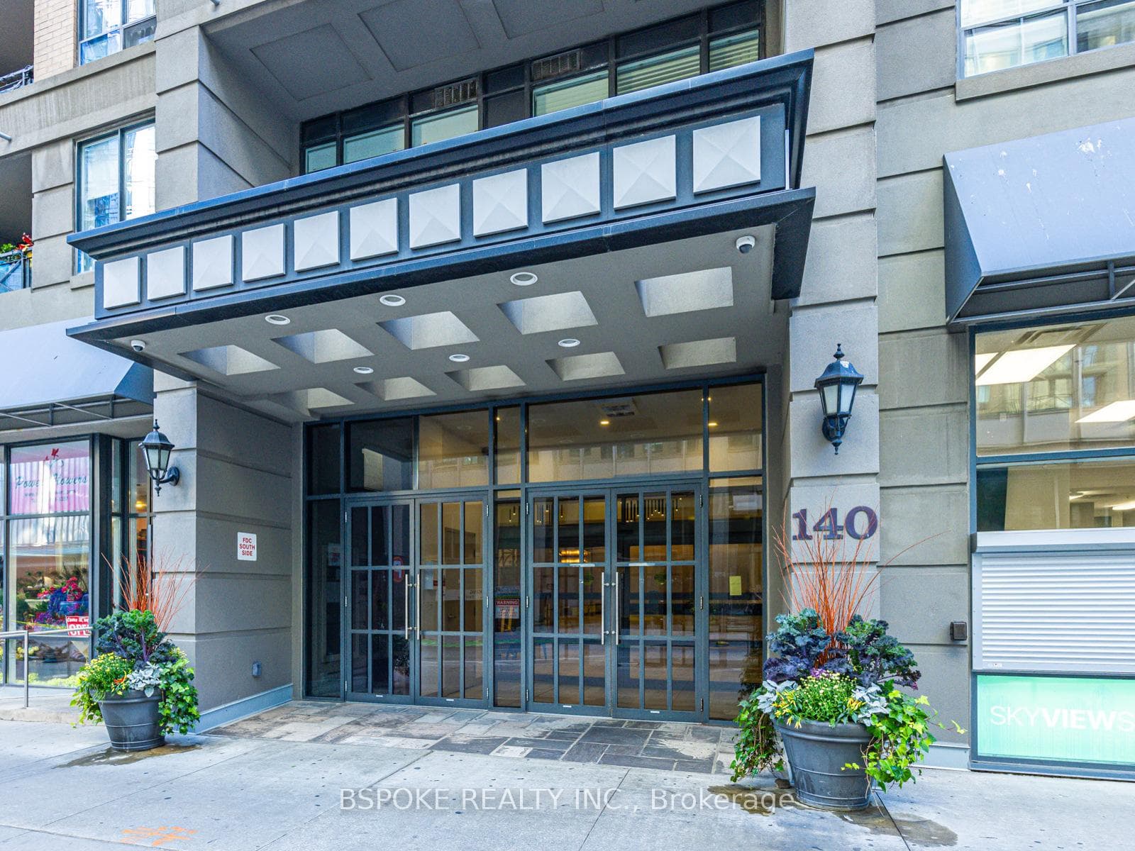 140 Simcoe Street Unit 304 photo 24