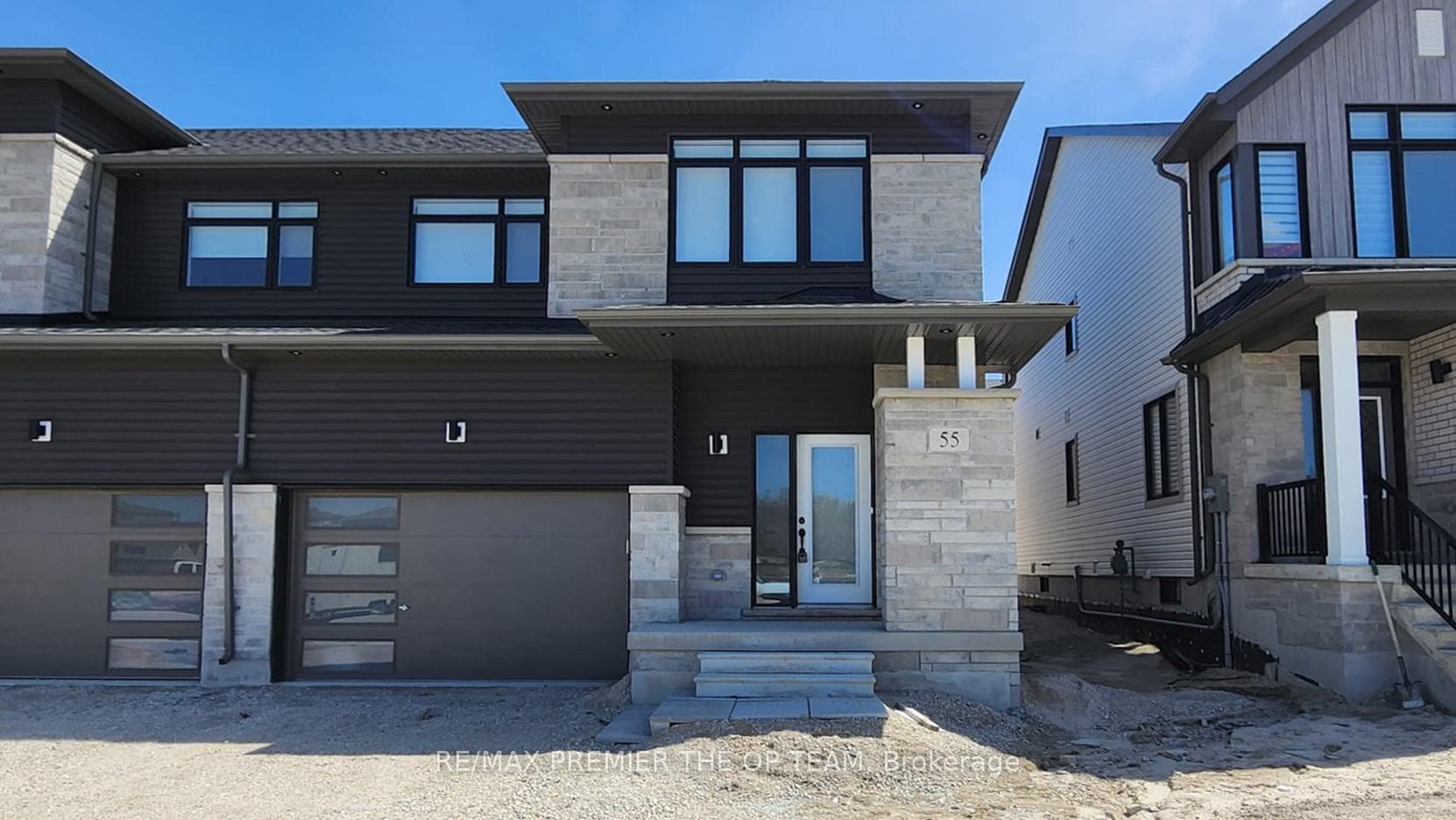 55 Federica Crescent photo 1