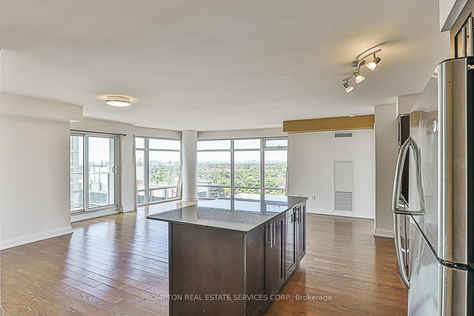 2191 YONGE Street Unit 2905 photo 9
