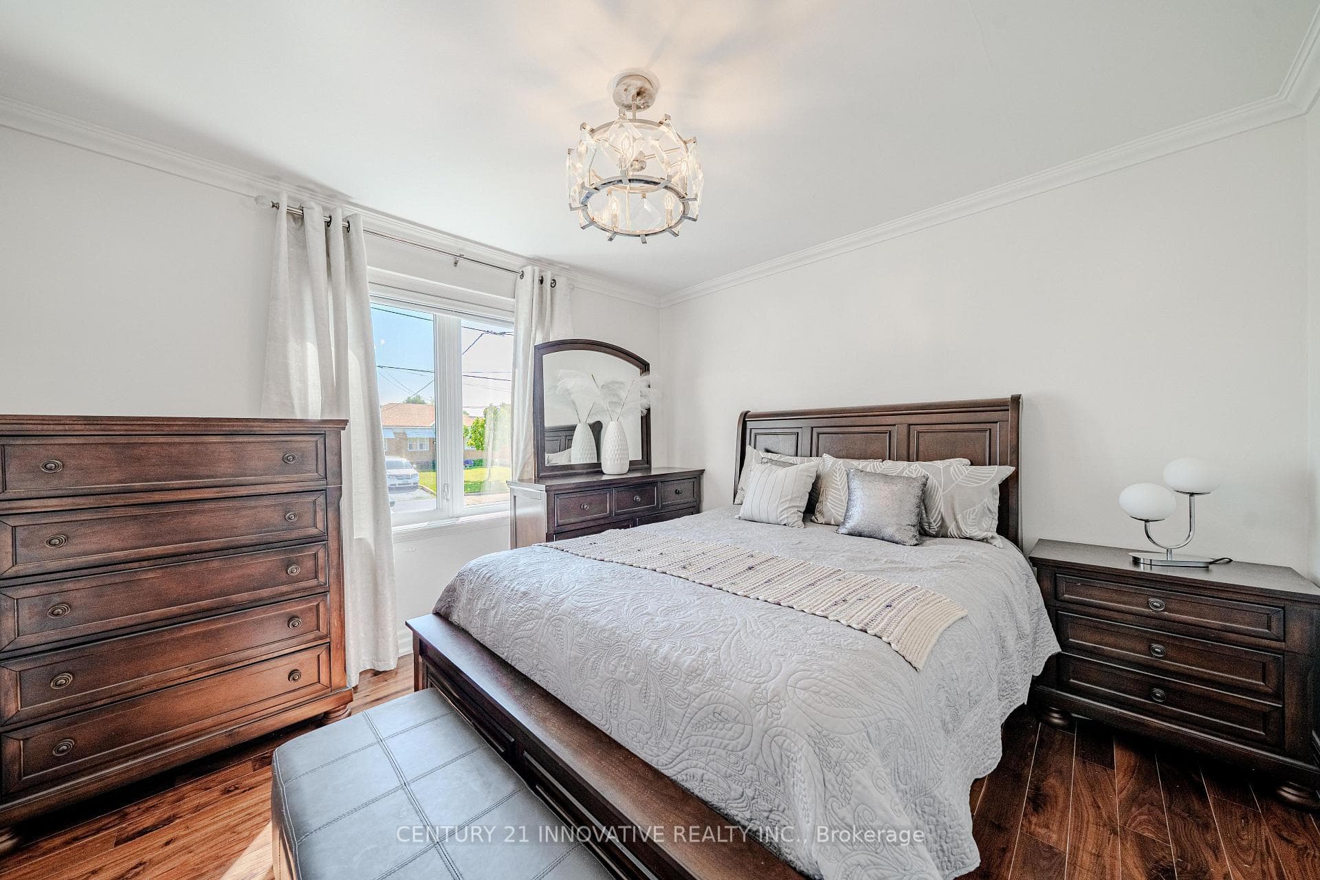 60 Dorking Crescent photo 23