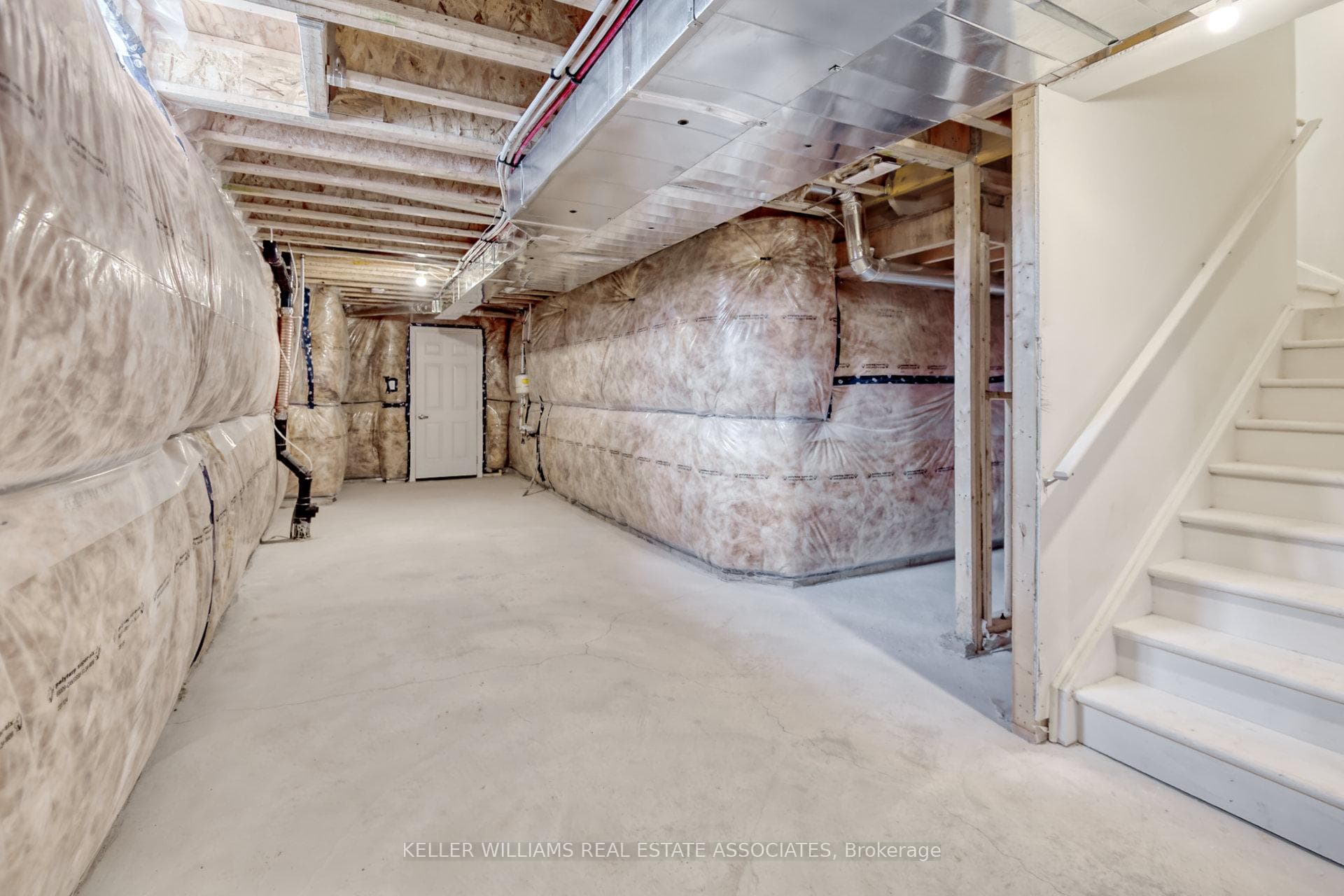 34 ATTWATER Drive photo 38