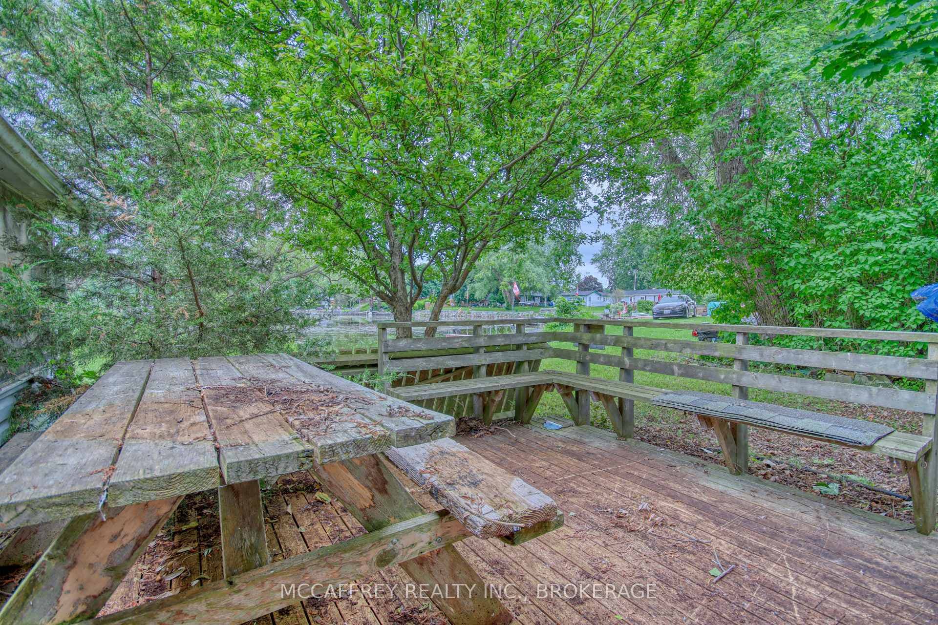 94 WILLOW POINT Lane photo 5