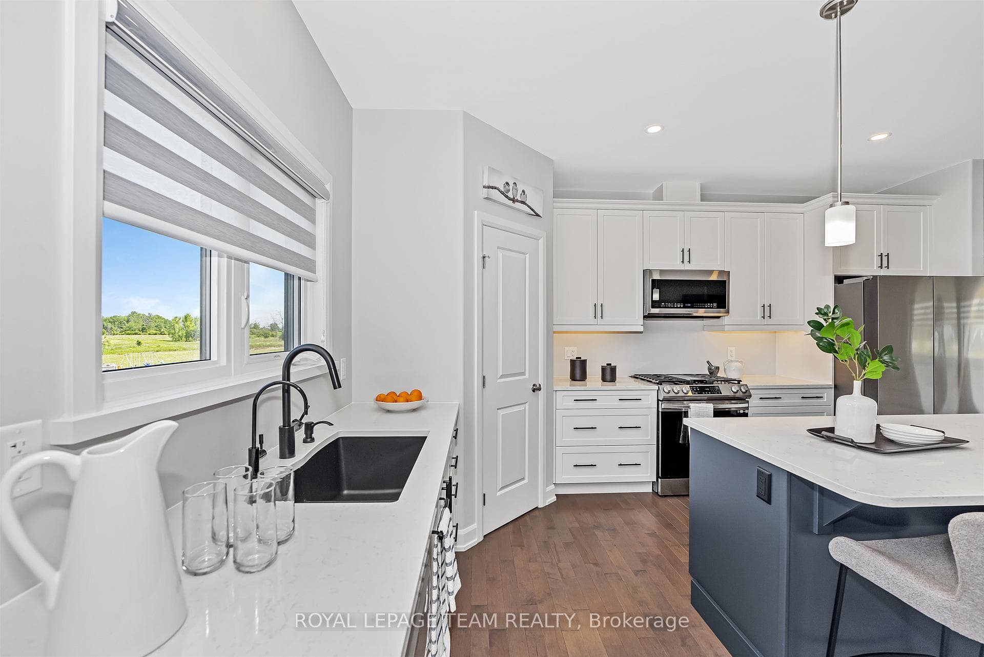 17 Isobel McEwan Street photo 14