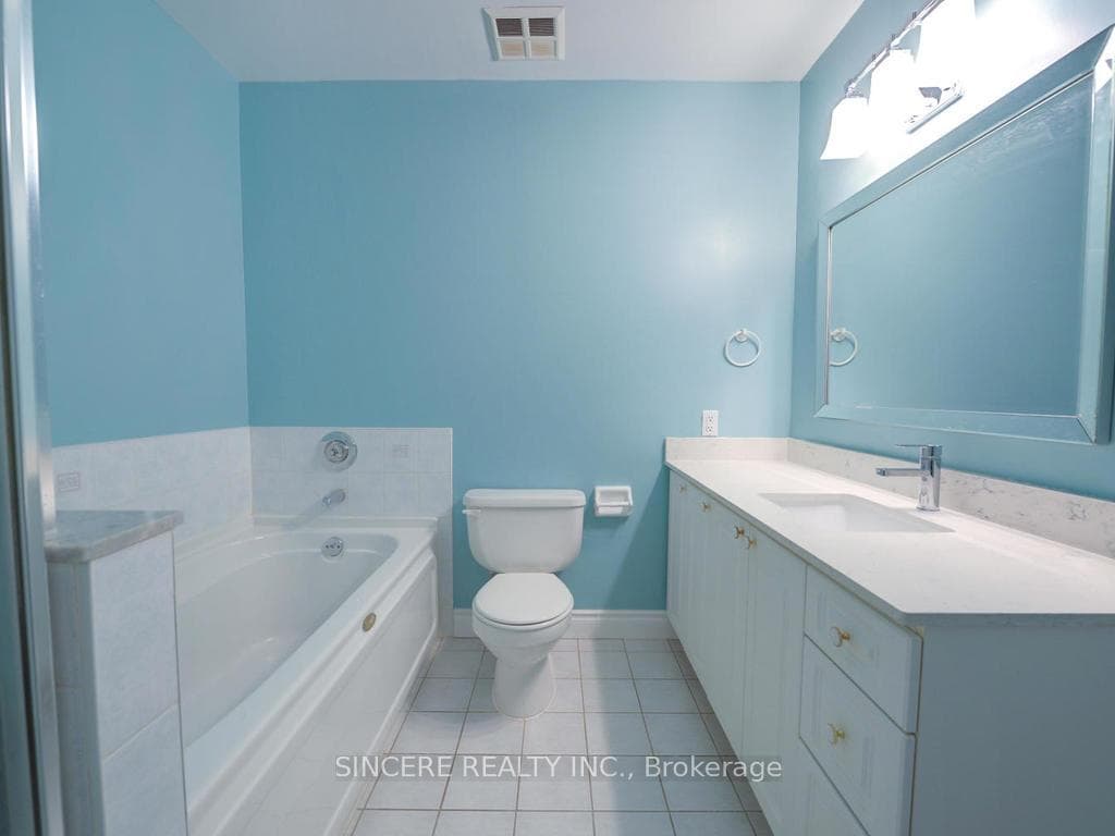 28 Sommerset Way Unit 1237 photo 21