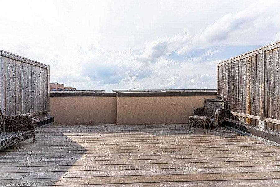 2441 Greenwich Drive Unit 94 photo 24