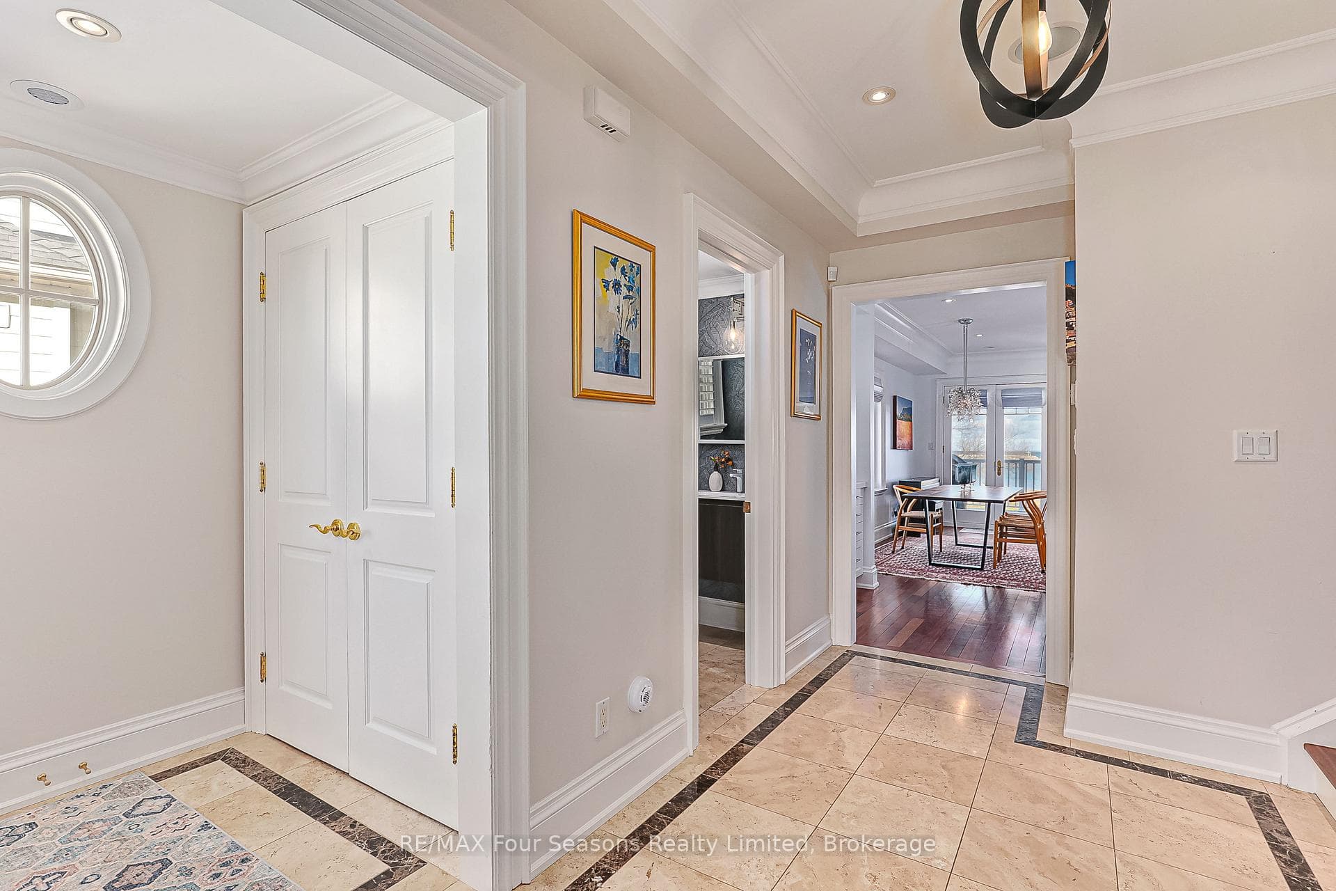 40 Trott Boulevard Unit 306 photo 26
