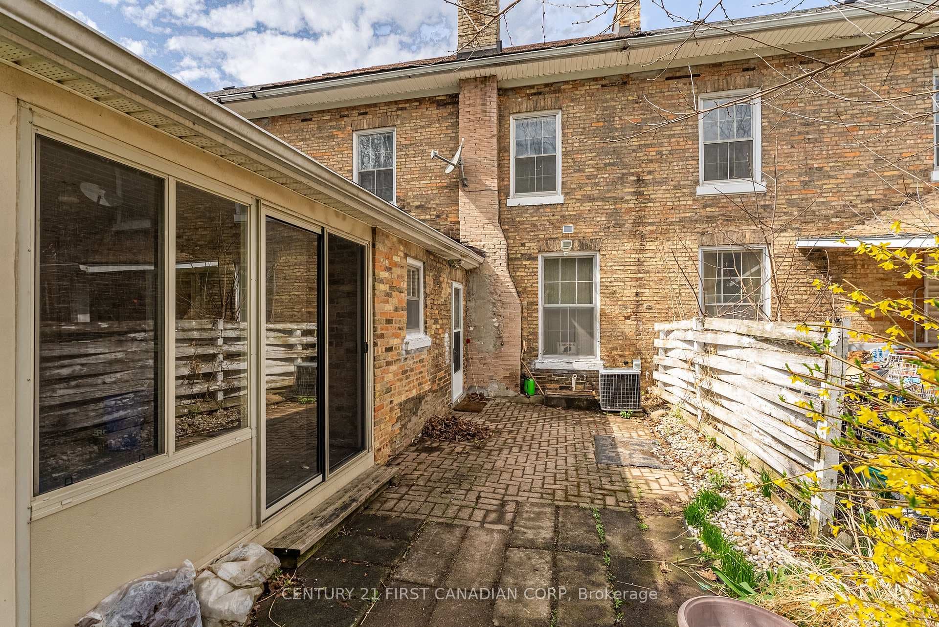 97 King Street photo 37