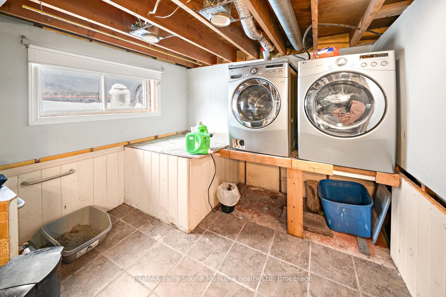 78 Hammel Avenue photo 37