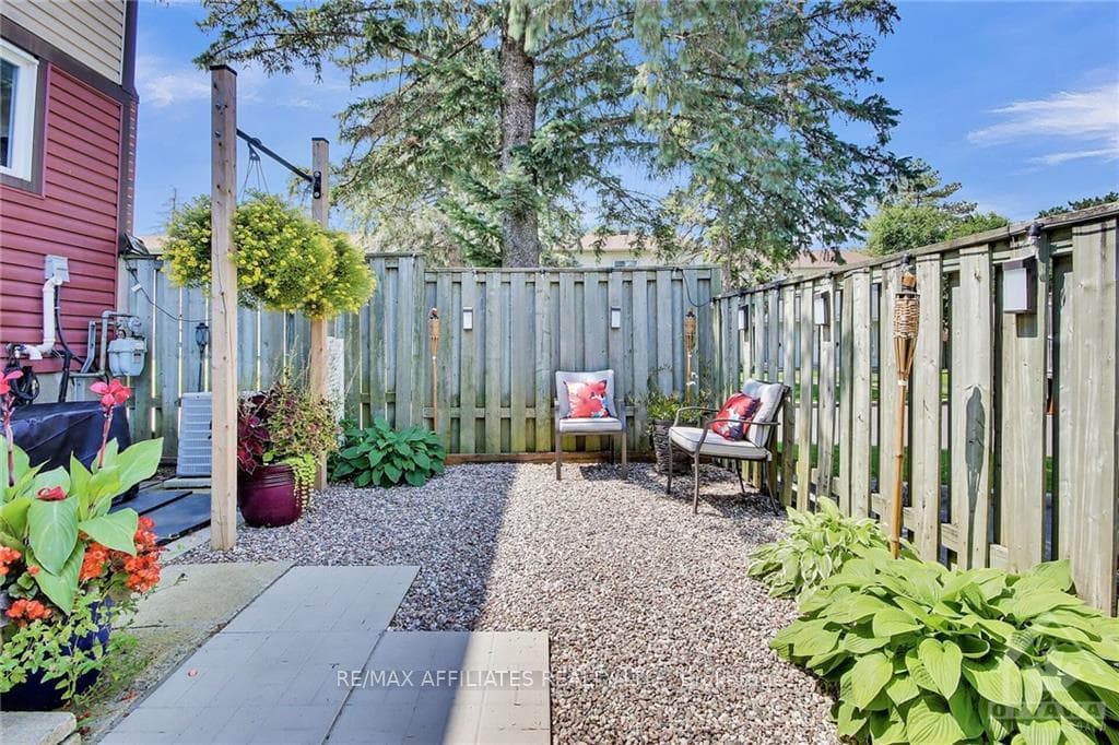 213 CATTAIL Way photo 27