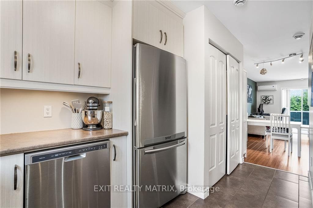 665 NELSON Street Unit 205 photo 14
