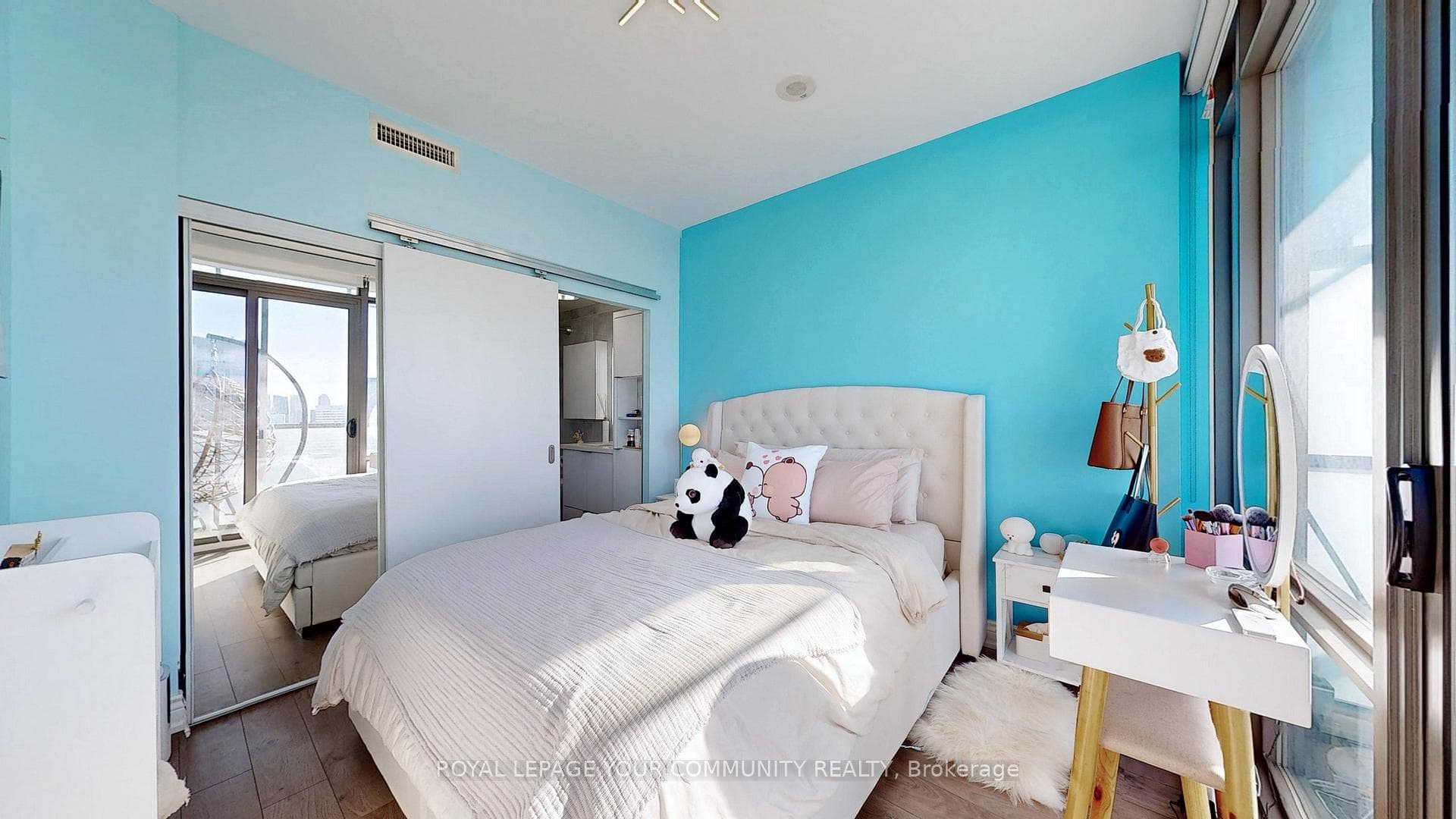 38 Grenville Street Unit 4403 photo 24