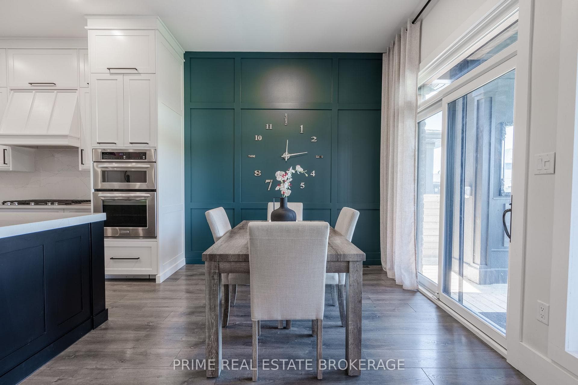 2179 Bakervilla Street photo 16