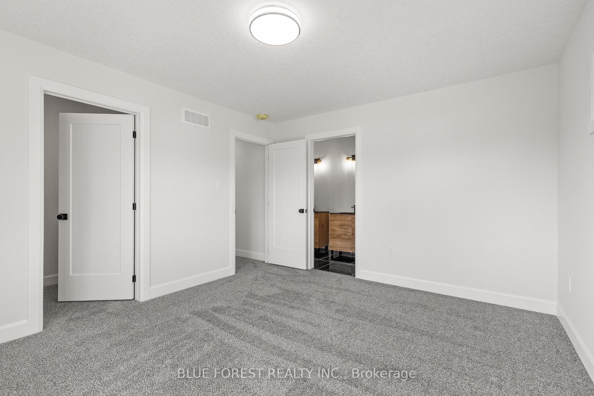 198 McRae Street photo 38