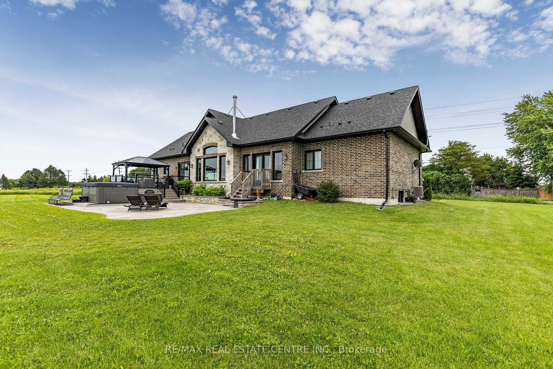 56 Nolan Road photo 39