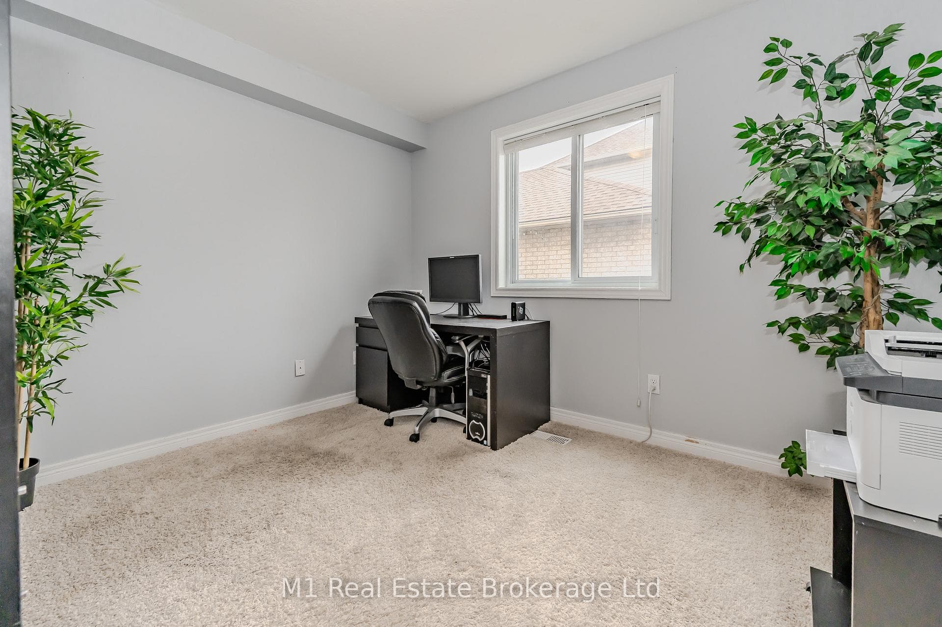 4 Endeavour Drive photo 15