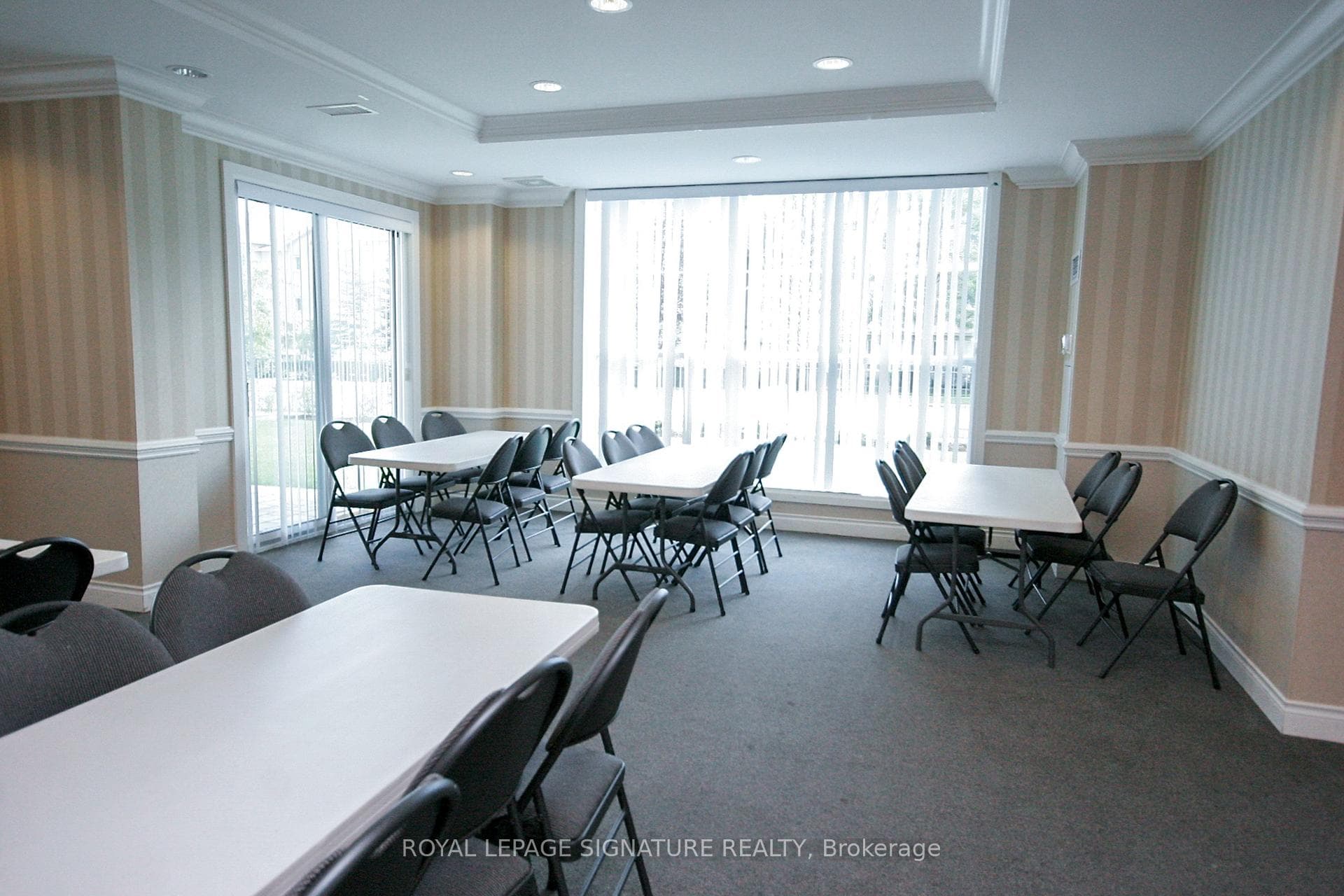 8 Rosebank Drive Unit 3M photo 25