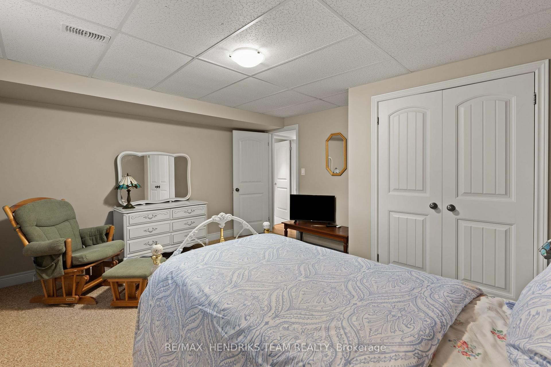 5 Mclean Court photo 32