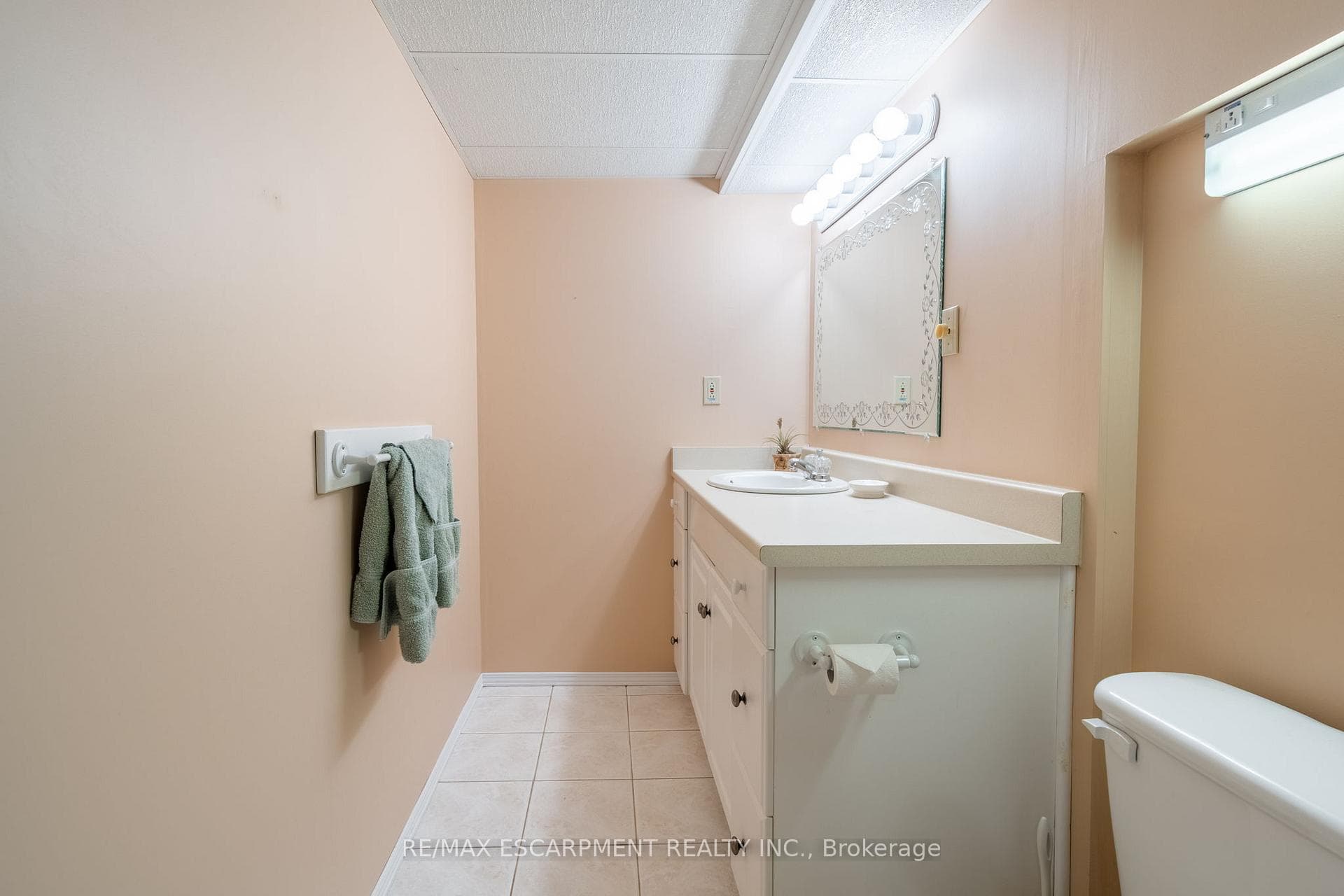10 Wentworth Drive Unit 35 photo 24
