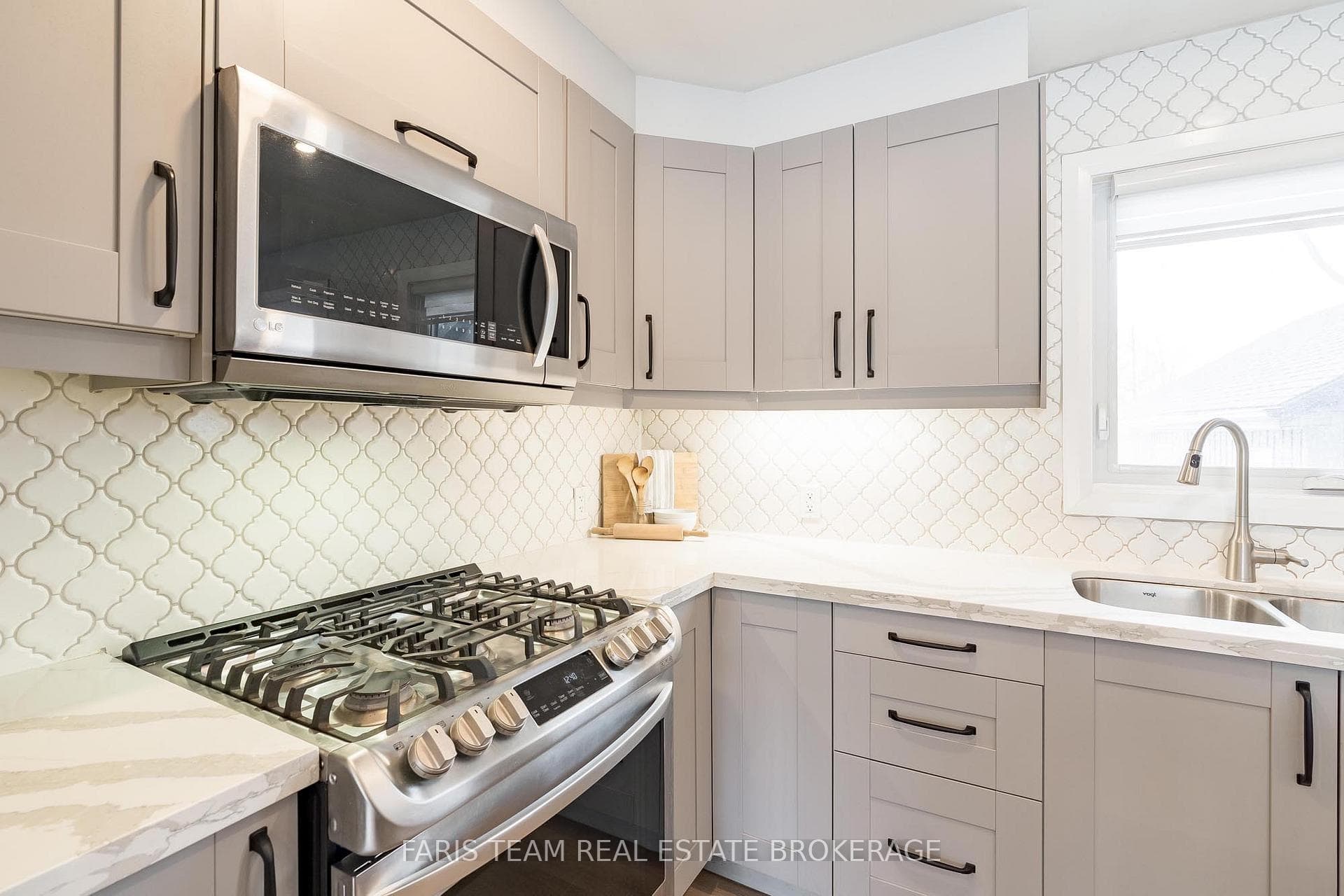 115 Bayview Drive photo 7
