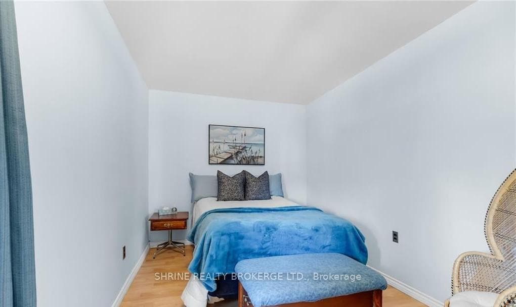 33 Stuart Street photo 17