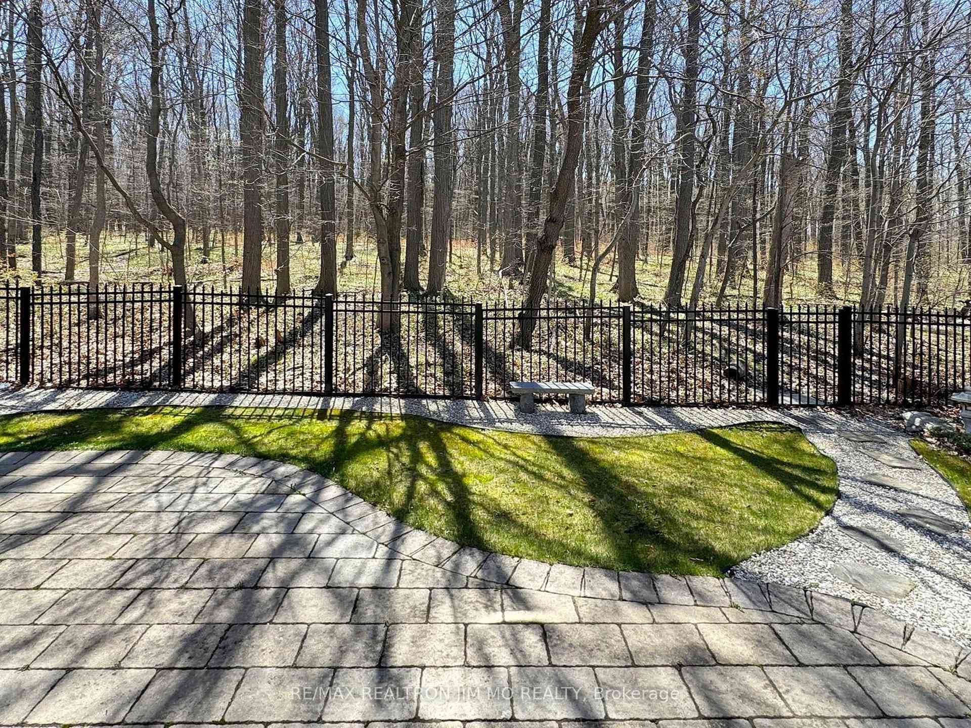 212 Golden Forest Road photo 37