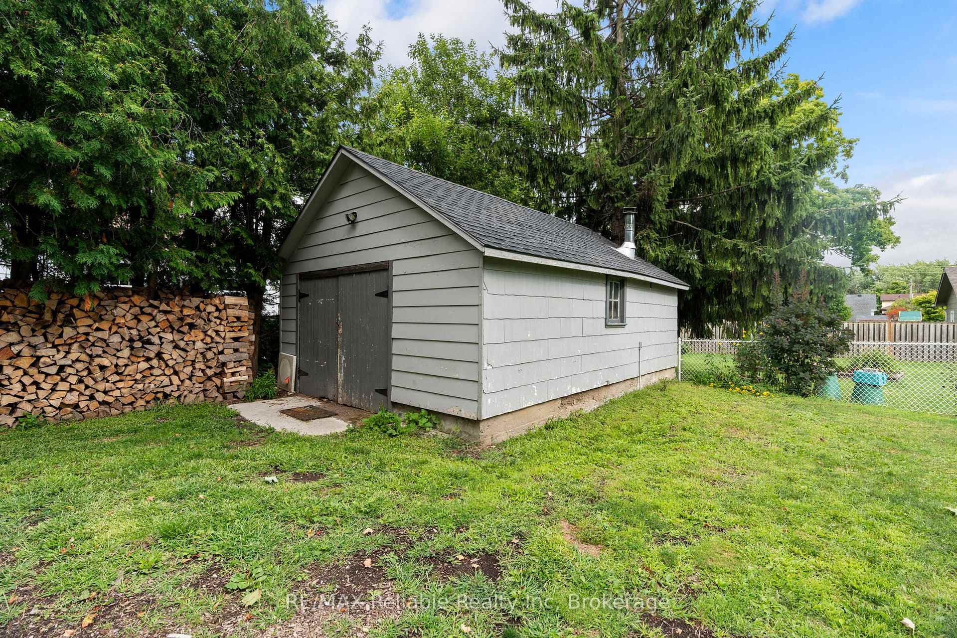46 James Street photo 30