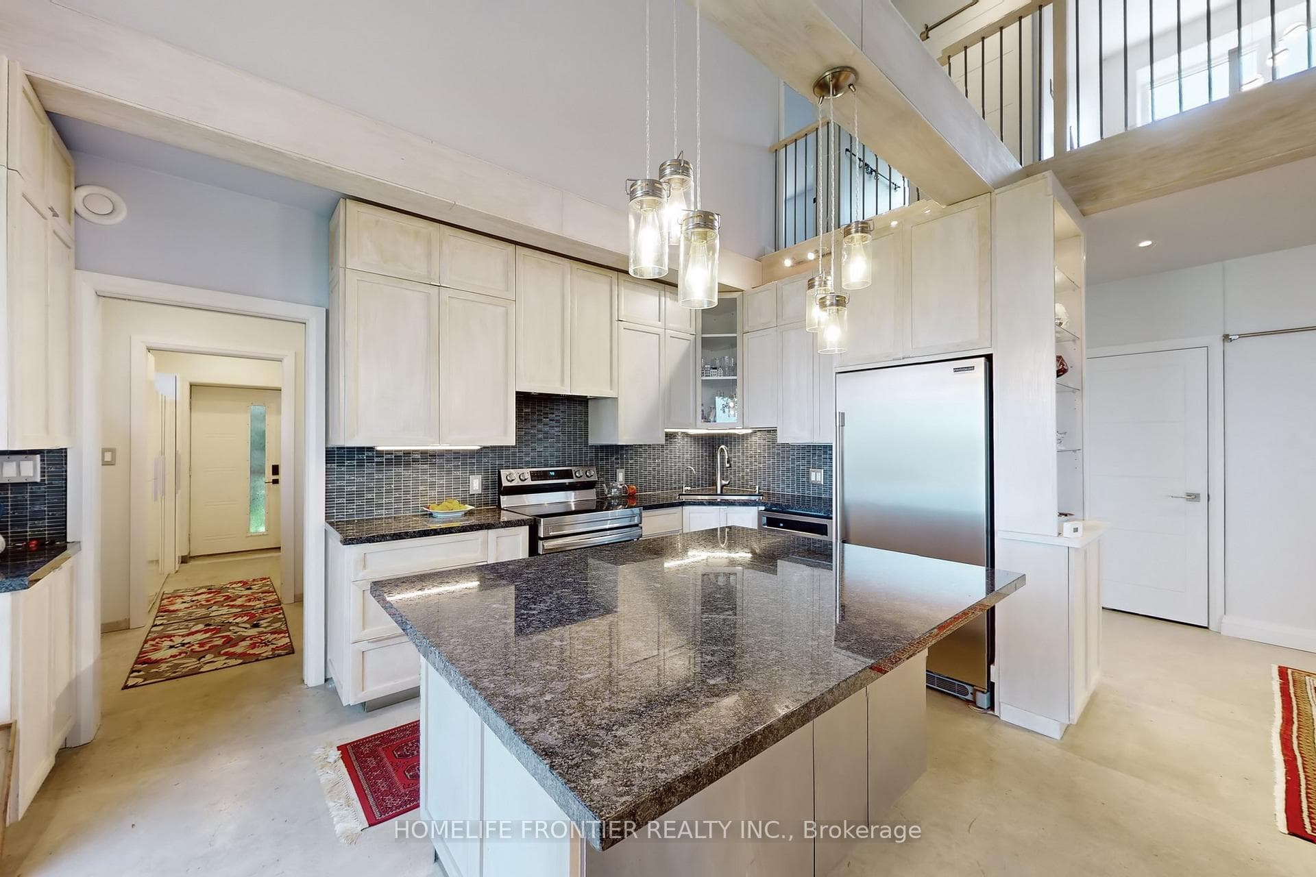 44 Irving Drive photo 12