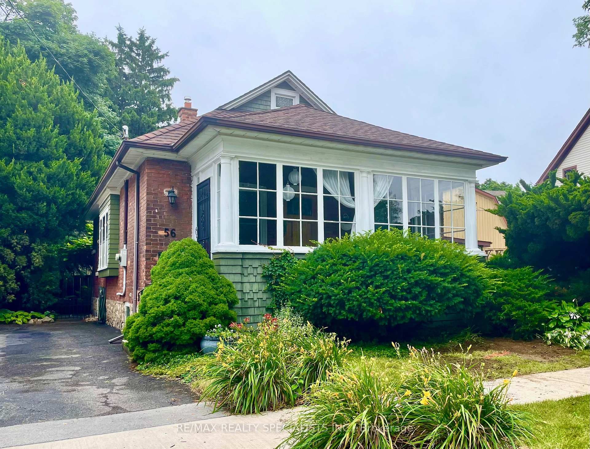 56 Woodland Avenue photo 1