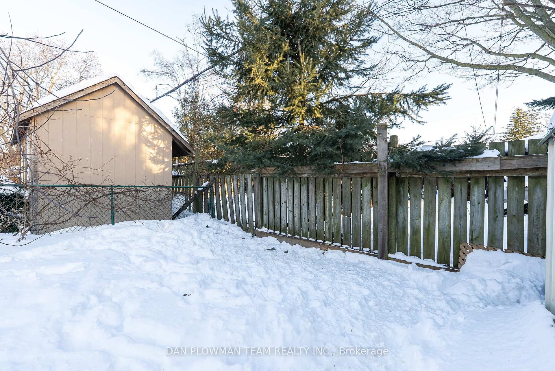 101 Russett Avenue photo 41