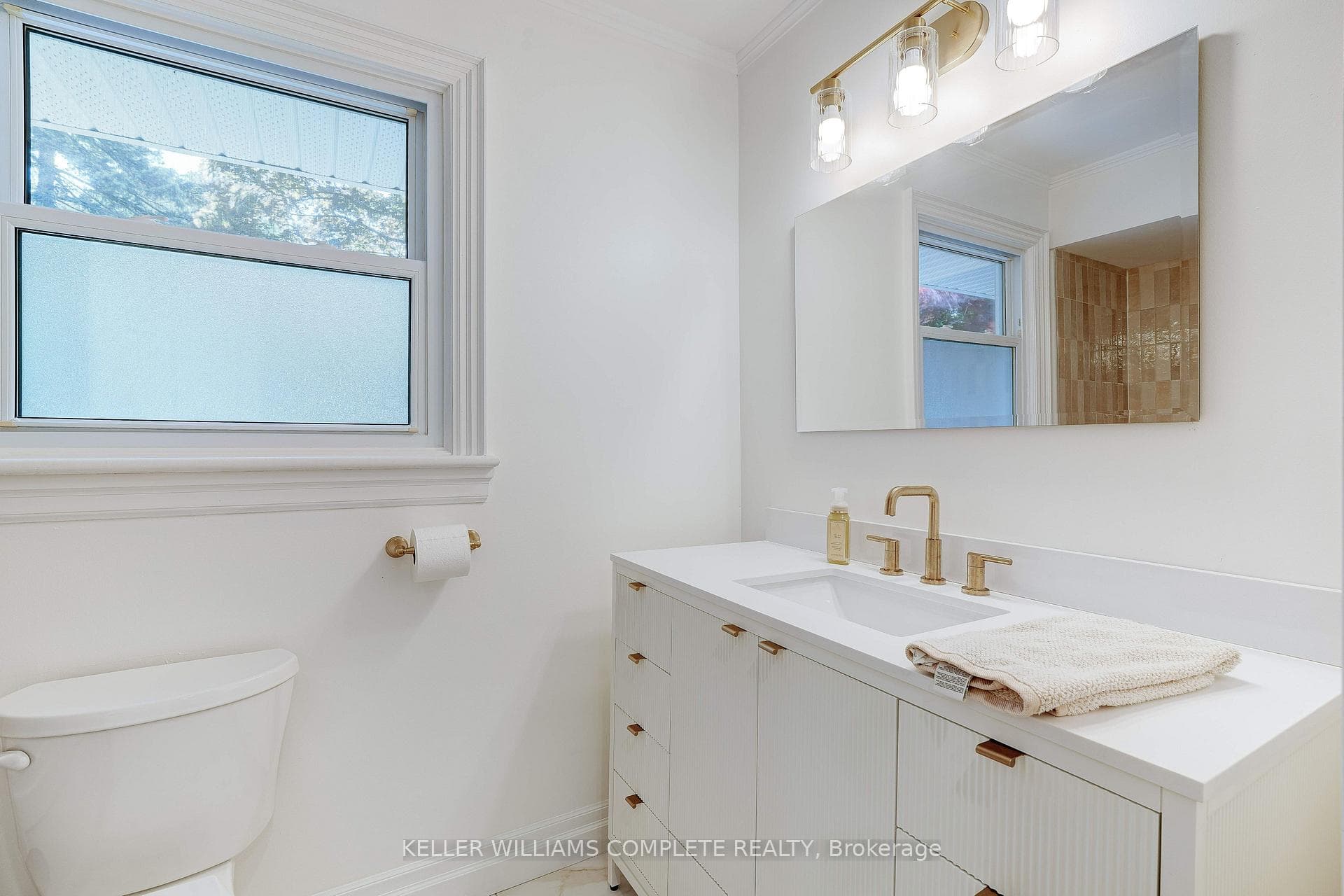 83 Mansfield Drive photo 26
