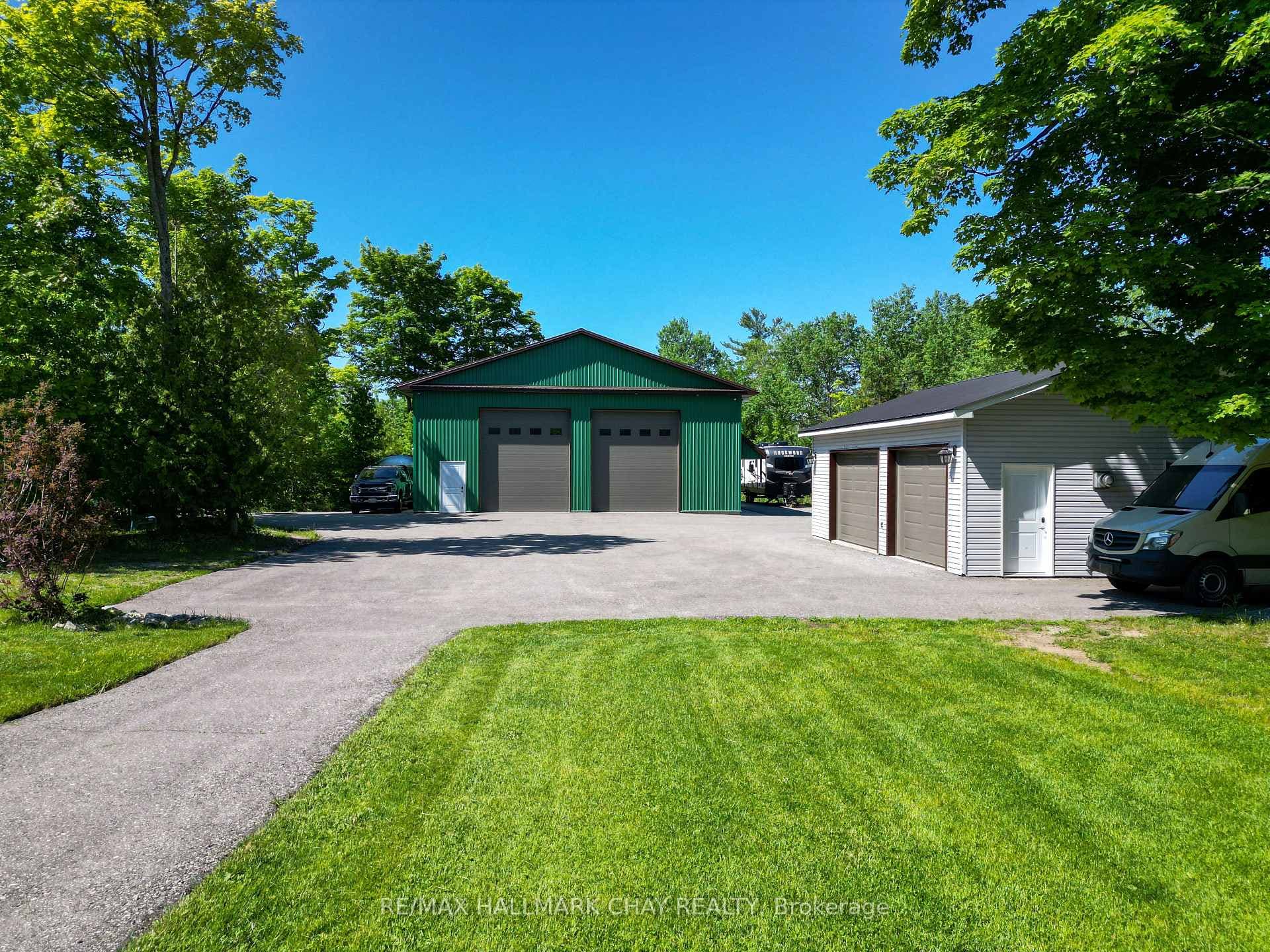 44 Meadows Avenue photo 6