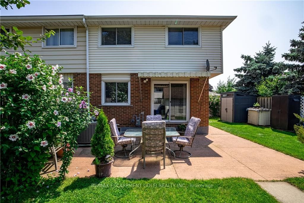 3 Vincent Court photo 28