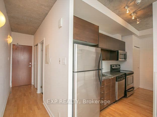 324 Laurier Avenue Unit 1401 photo 2