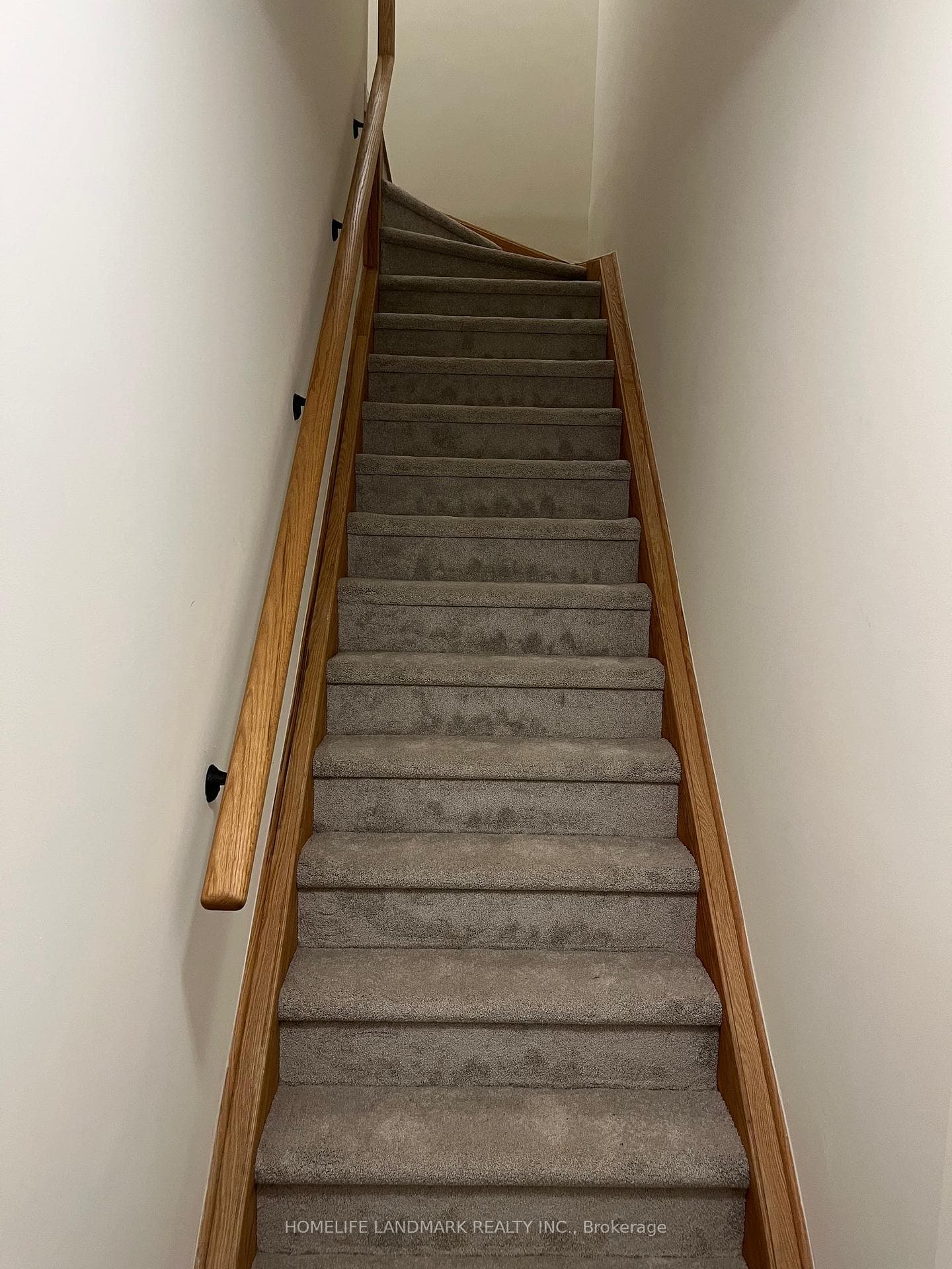 10 Liben Way Unit 19 photo 2
