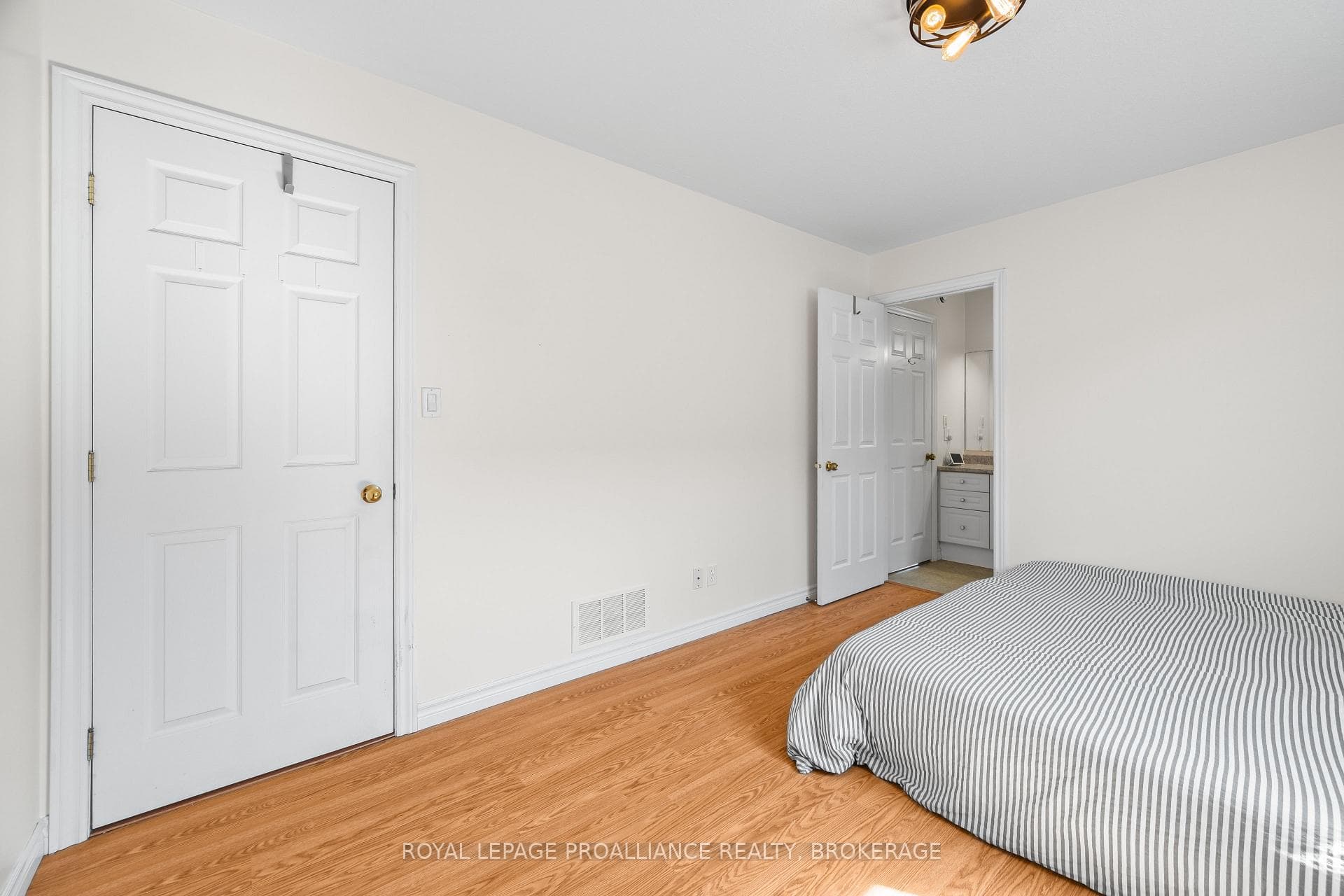 51 Wiley Street photo 11