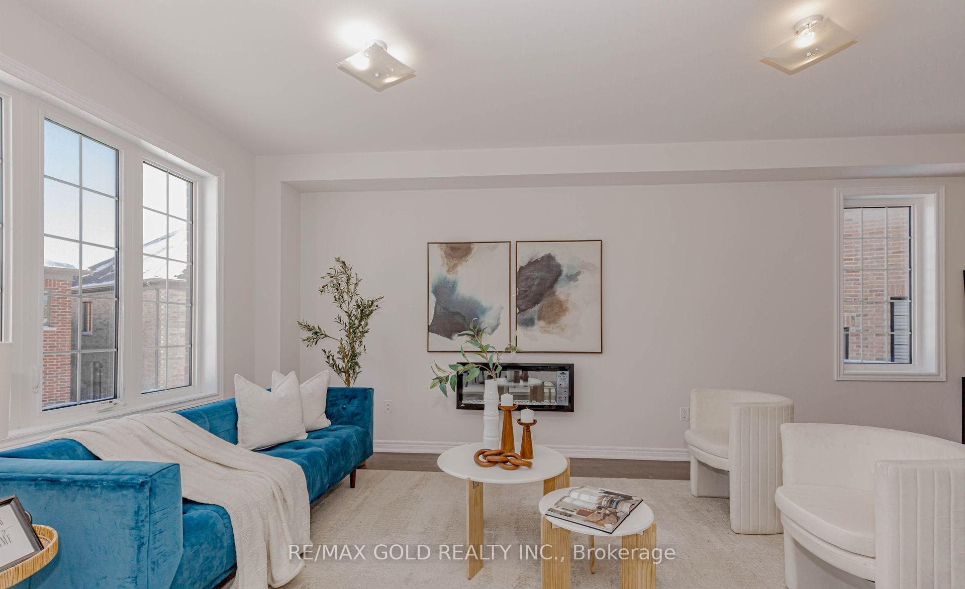 25 Sapwood Crescent photo 12
