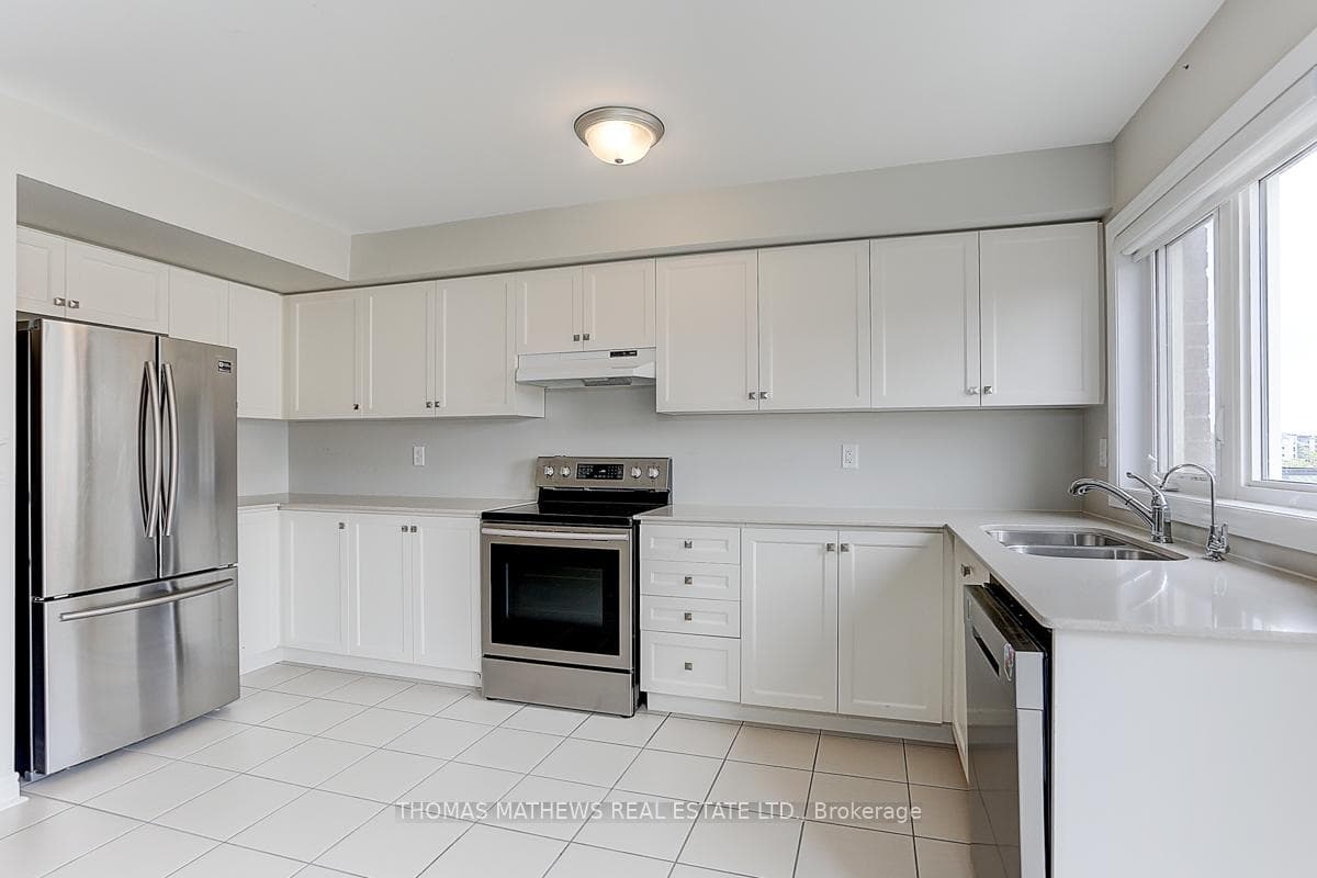 67 Padbury Trail photo 14