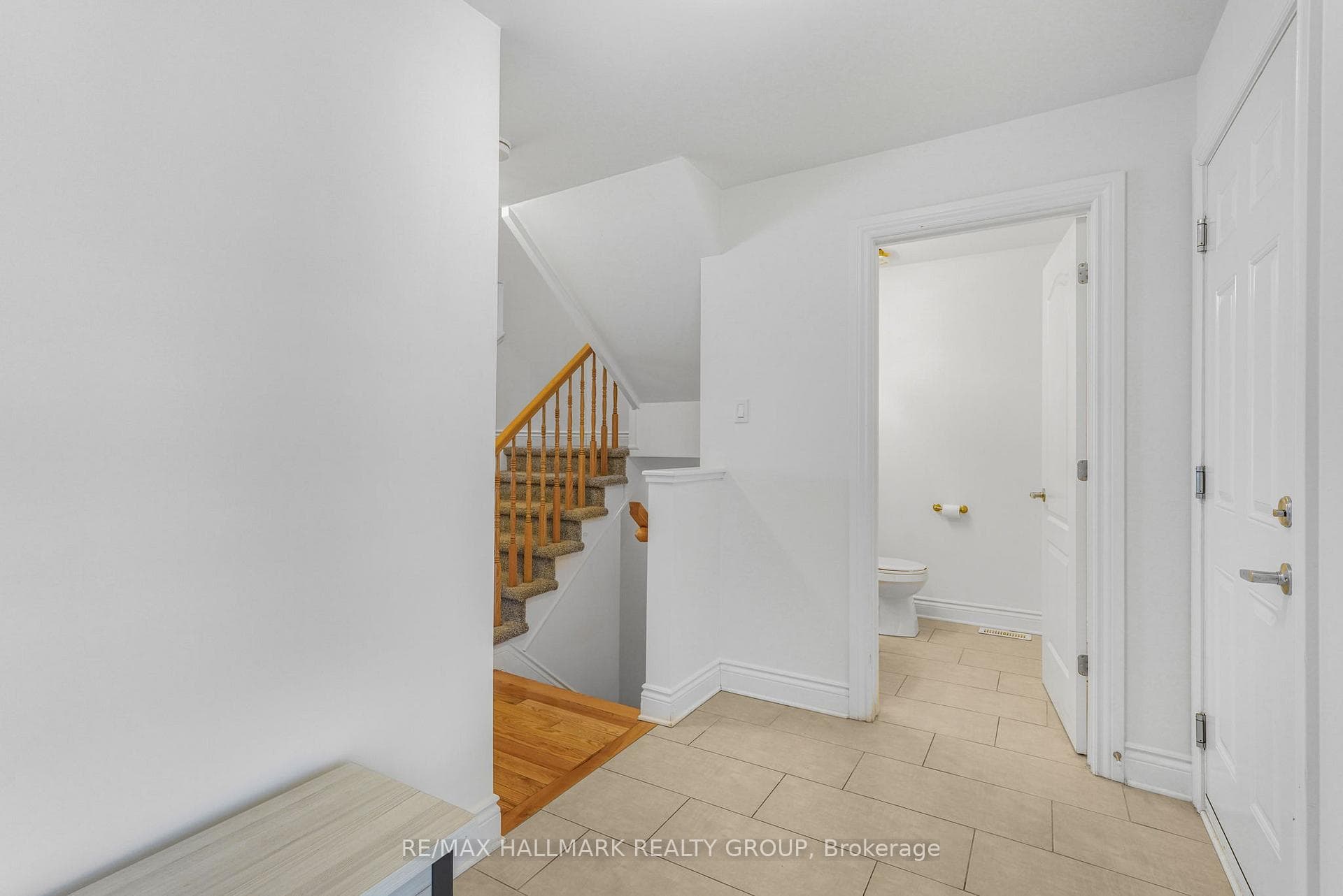 242 DION Avenue photo 5