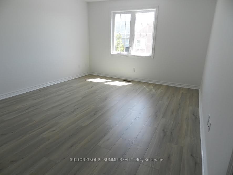 5305 GLEN ERIN Drive Unit 57B photo 16